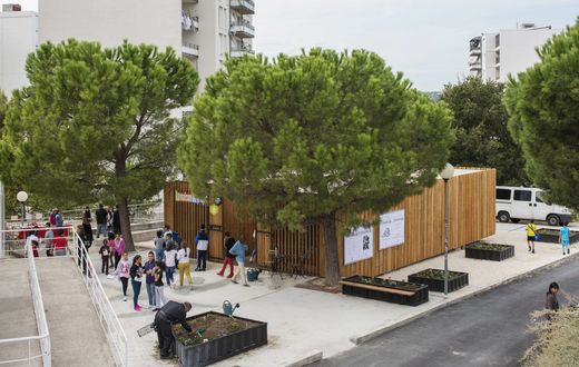 Rénovation urbaine avec stationnement