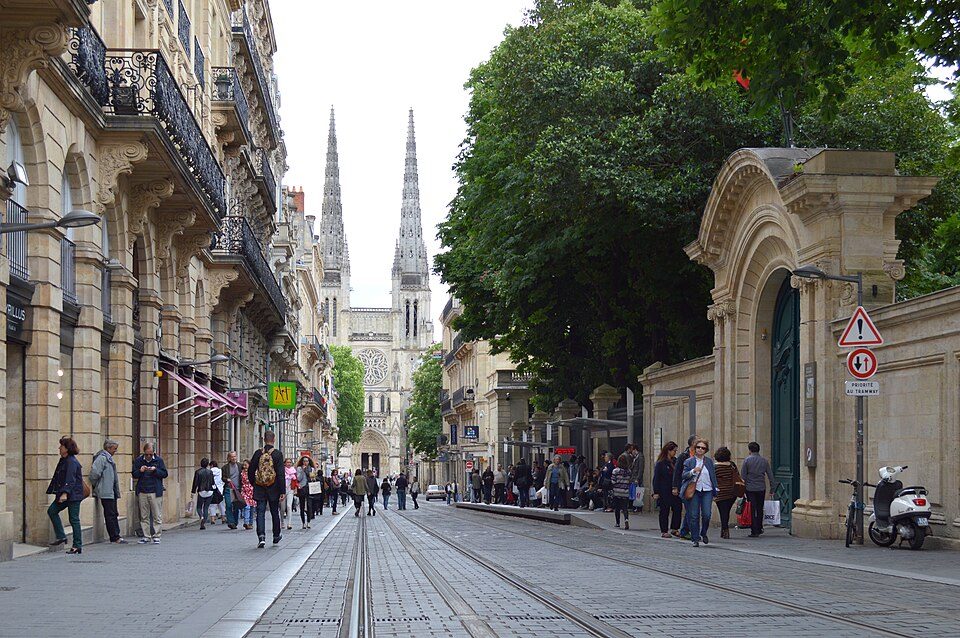 stationnement-et-pose-de-panneaux-bordeaux